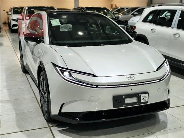 تۆیۆتا bZ5 2025  بۆ فرۆشتن لە عێراق - دهۆک